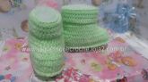 Botinha de lã em Crochê (verde) TAM. 14